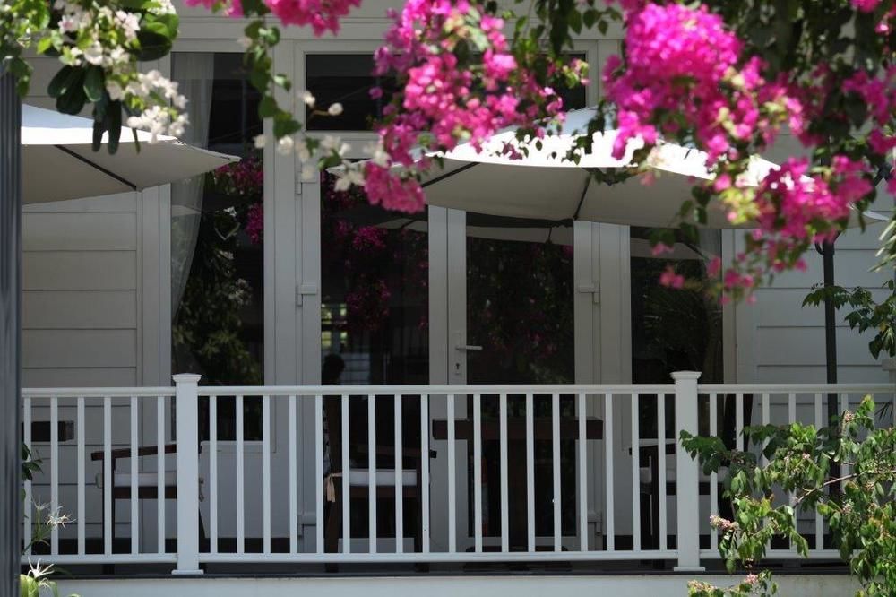 Frangipani Boutique Hotel Da Nang Exterior photo